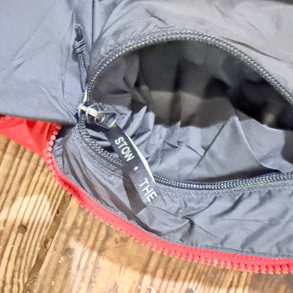North Face Red Black Men's Retro Nuptse 700 Down Filled Vest Size 2XL Vintage - Picture 12 of 15